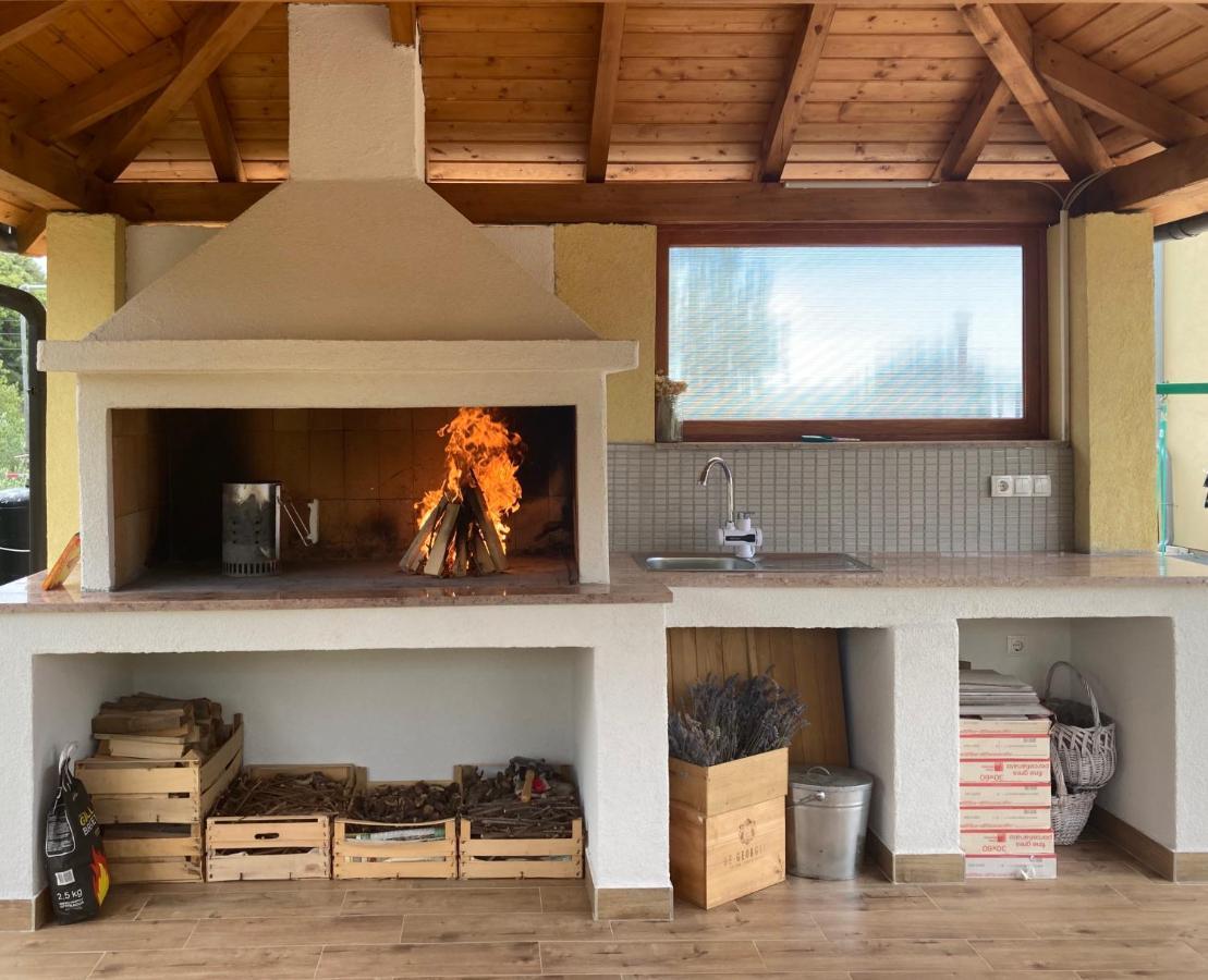 Appartamento Apartman Kovacic Drage Esterno foto